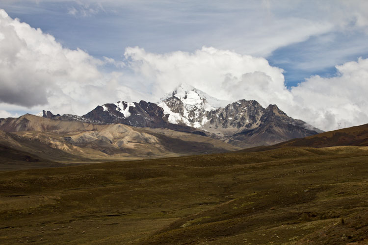 Bolivia: La Paz - Huayani Potosi: nice landscape