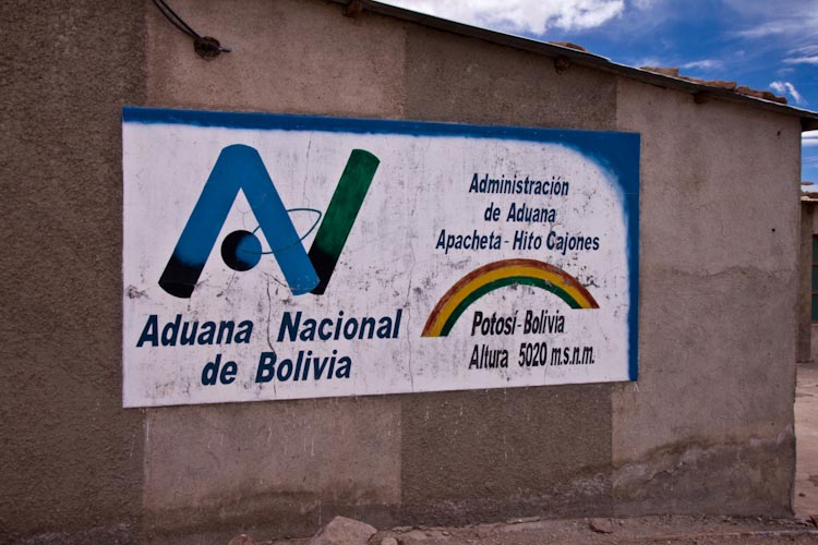 Bolivia: Altiplano - our highest customs station
