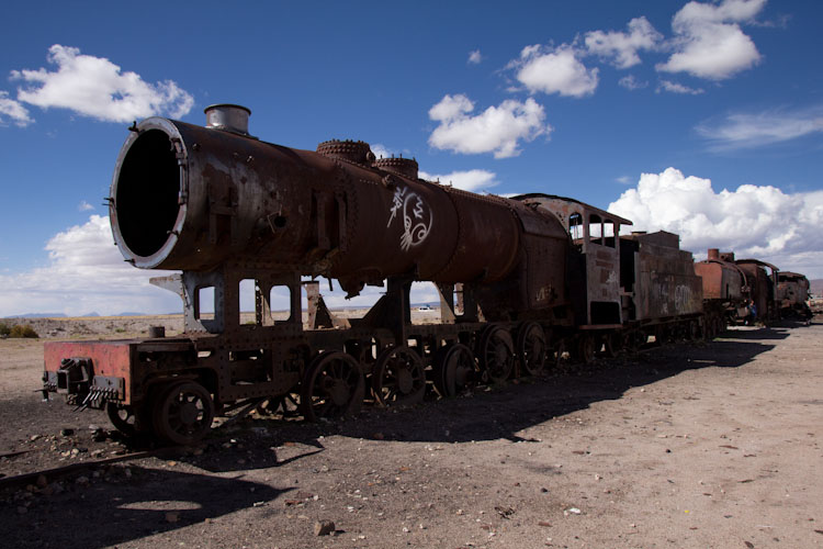 Bolivia: Uyuni - Train Cementery