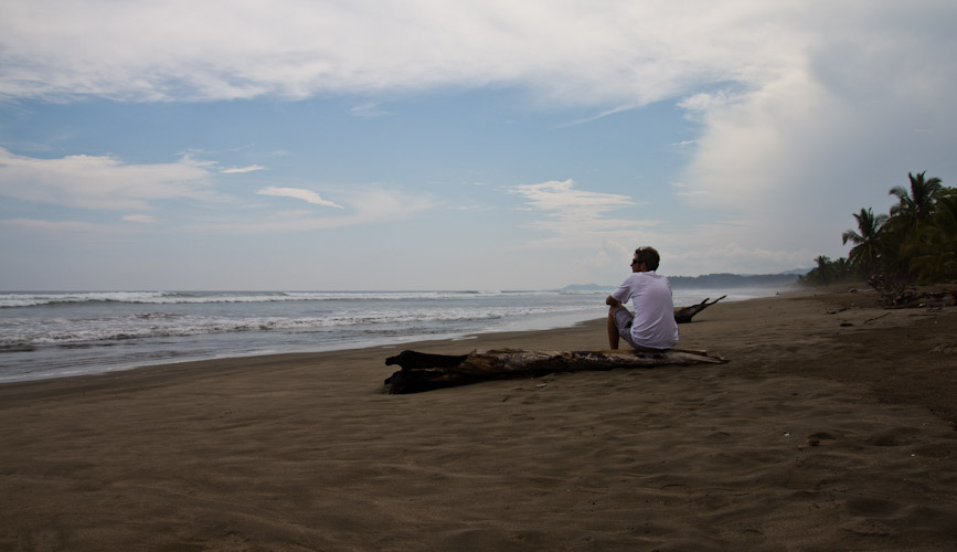 Costa Rica: Peninsula de Nicoya - Playa Ostional: lonely