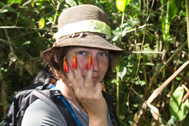 Ecuador: Mishualli - Jatun Sacha: nice nails