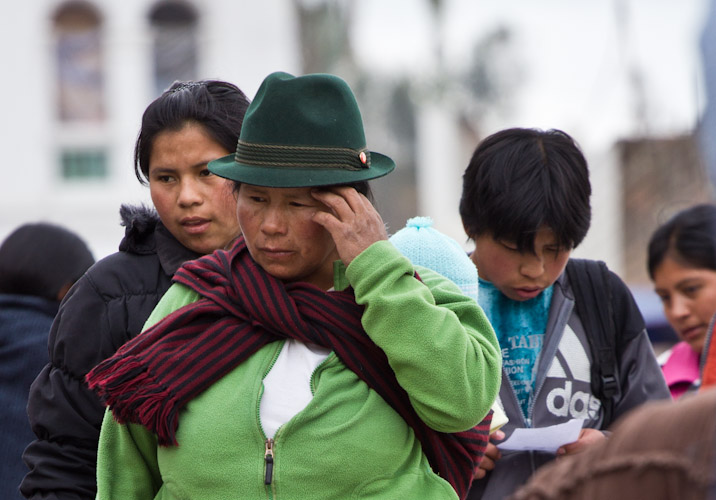 Ecuador: Otavalo - people