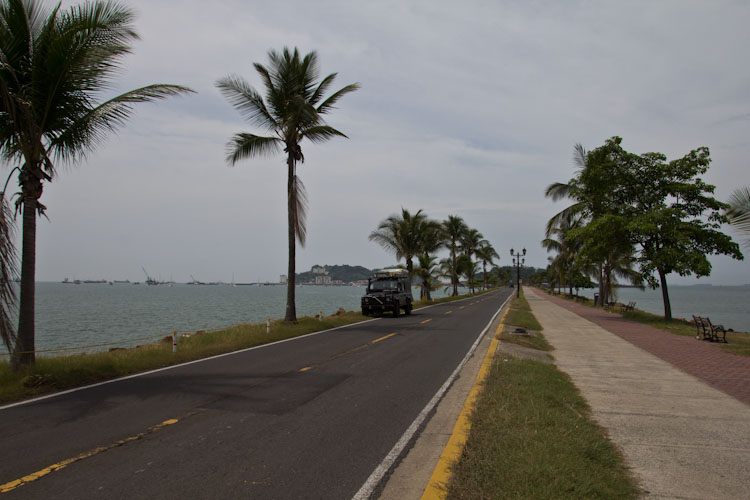 Panama: Panama City - Causeway