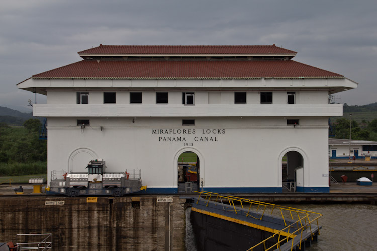 Panama: Panama City - Miraflores Docks