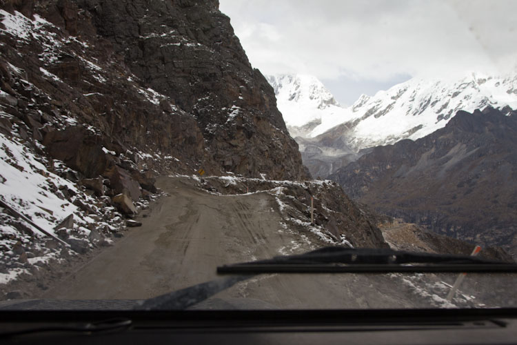 Peru: Cordillera Blanca - Punta Olimpica: nice roads