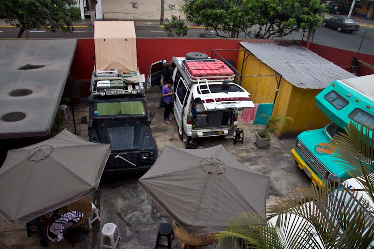 Peru: Lima - Miraflores: Campspot Hitchhikers Hostal
